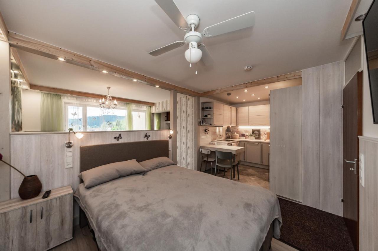 Ferienwohnung Wohlfühloase im Schwarzwald mit Panoramablick Enzklösterle Exterior foto